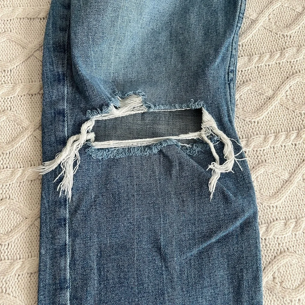 Abercrombie & Fitch Distressed Ankle  Straight Hi-Rise Jeans Women’s Size 2 - Picture 12 of 16